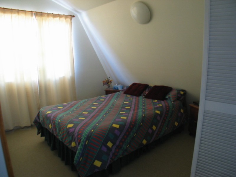 6 Baxter Avenue, Brisk Bay QLD 4805