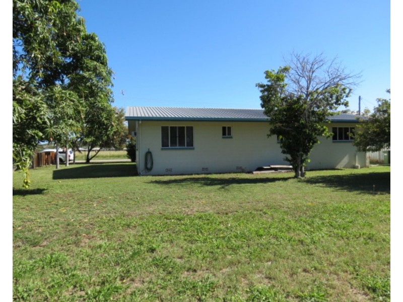 3 Jilletts Lane, Bowen QLD 4805
