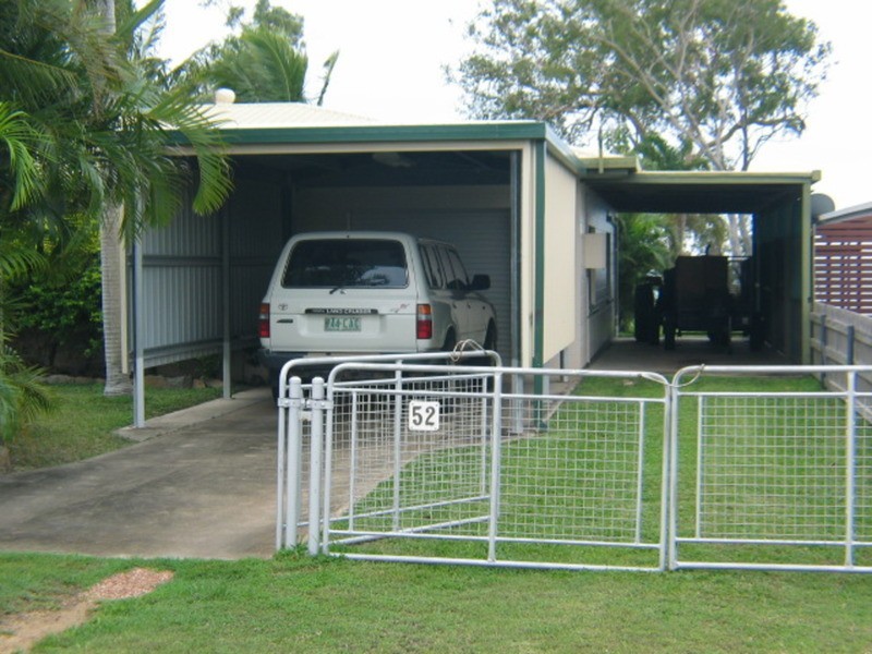 52 Whyte Avenue, Bowen QLD 4805