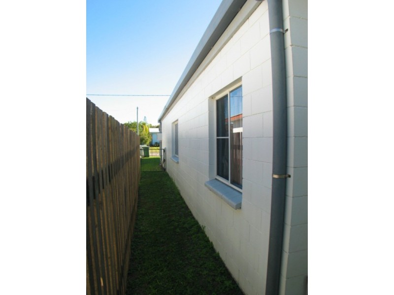 54 Gloucester Street, Bowen QLD 4805