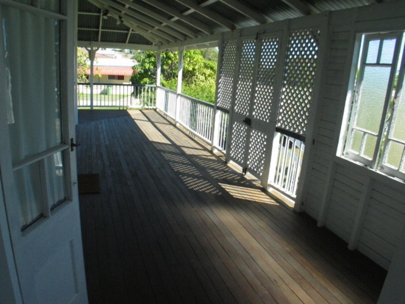 55 Livingstone Street, Bowen QLD 4805