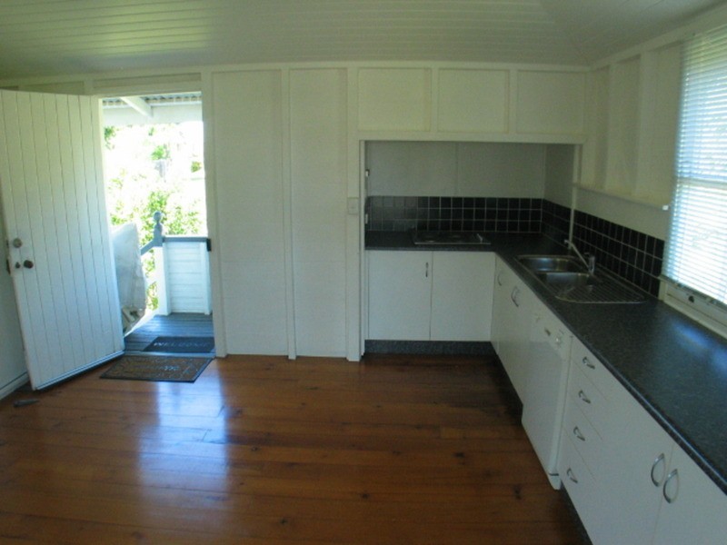 55 Livingstone Street, Bowen QLD 4805