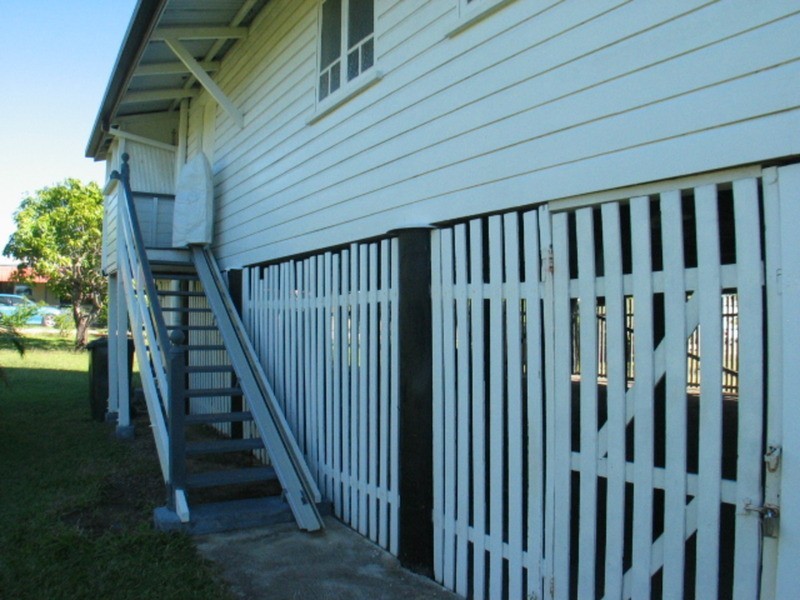 55 Livingstone Street, Bowen QLD 4805