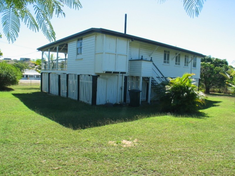 55 Livingstone Street, Bowen QLD 4805