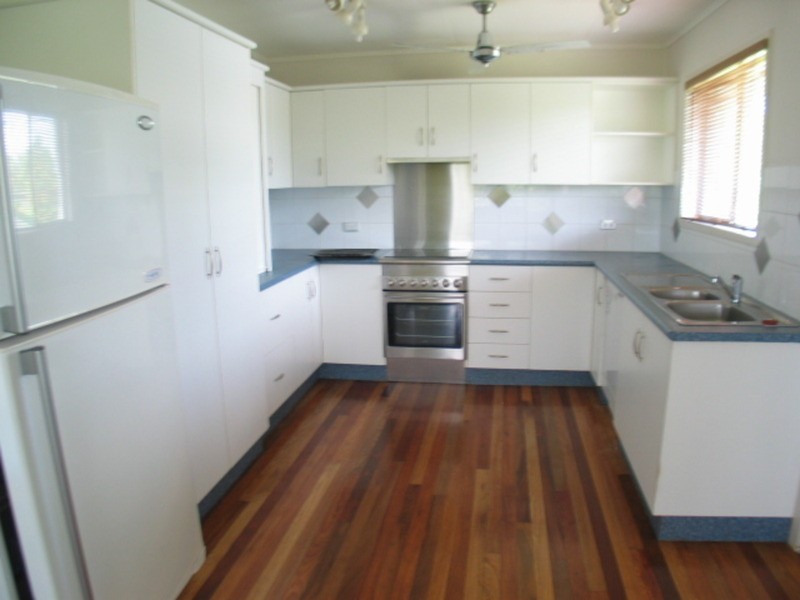 15 Howard Street, Bowen QLD 4805