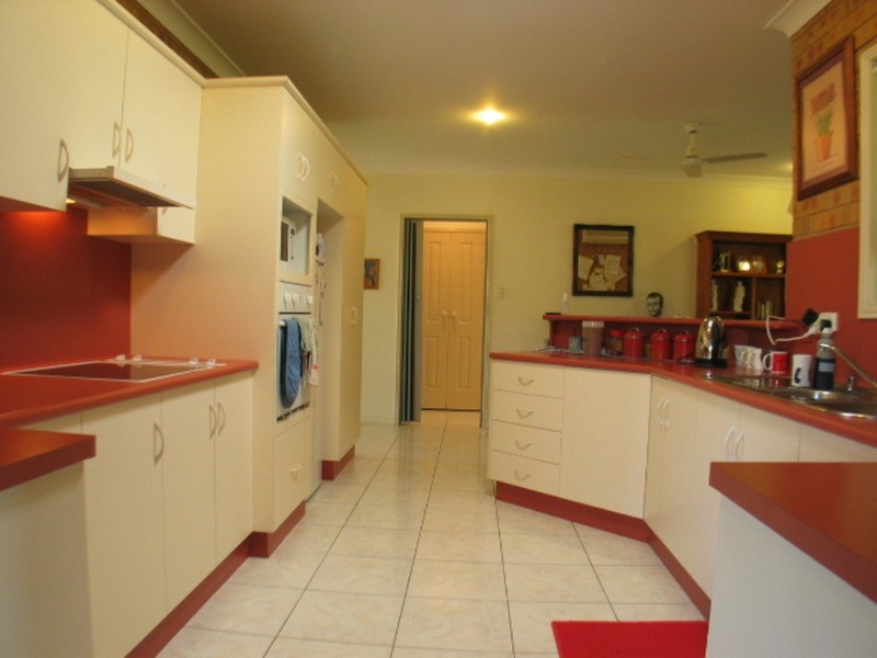 73 Gordon Street, Bowen QLD 4805