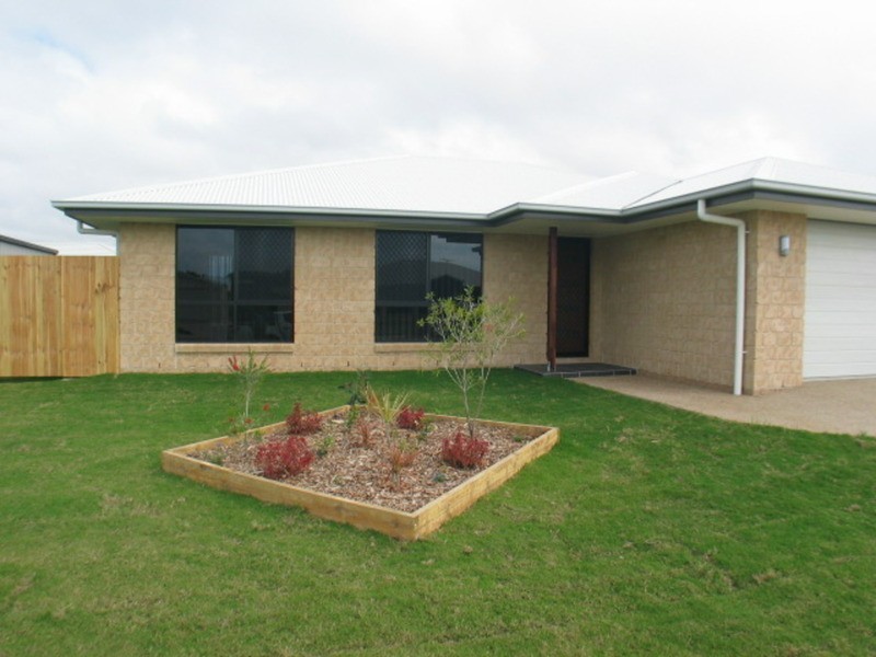 12 Lexington Court, Bowen QLD 4805