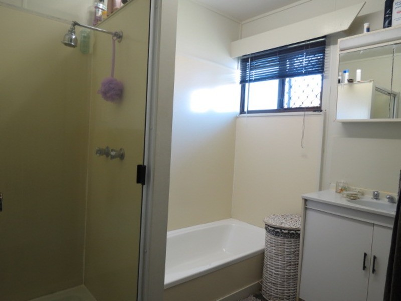 113 Hillview Road, Bowen QLD 4805