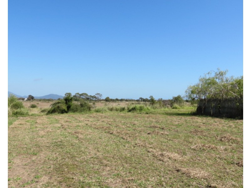 107 Mt Nutt Road, Bowen QLD 4805