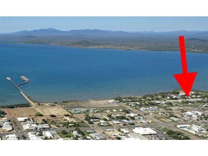 25 Thomas Street, Bowen QLD 4805