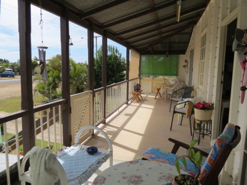 25 Thomas Street, Bowen QLD 4805