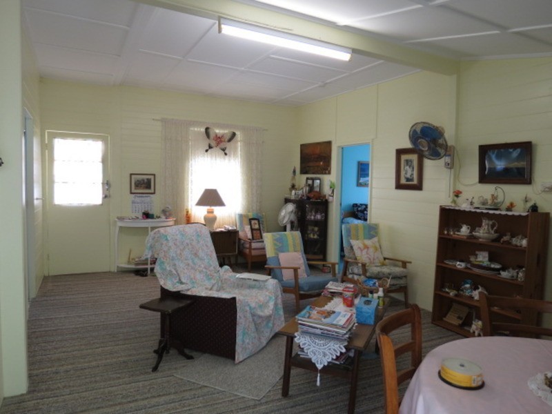 25 Thomas Street, Bowen QLD 4805