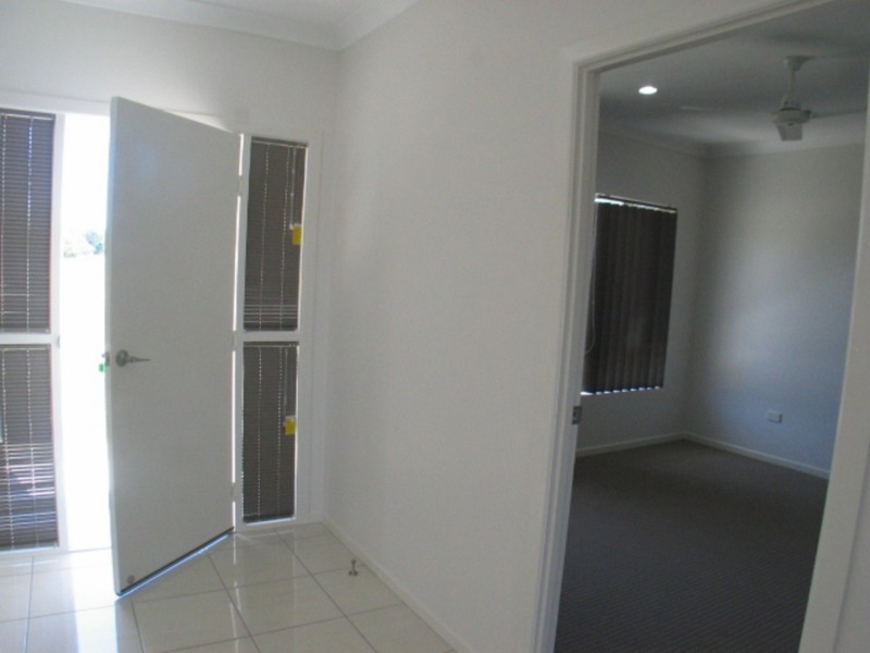 1 Seventh Close, Bowen QLD 4805
