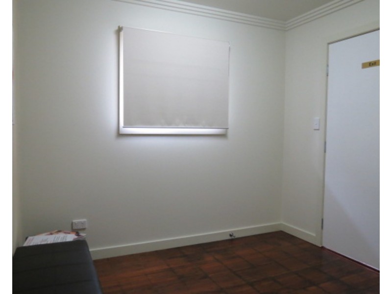 54  Herbert Street, Bowen QLD 4805