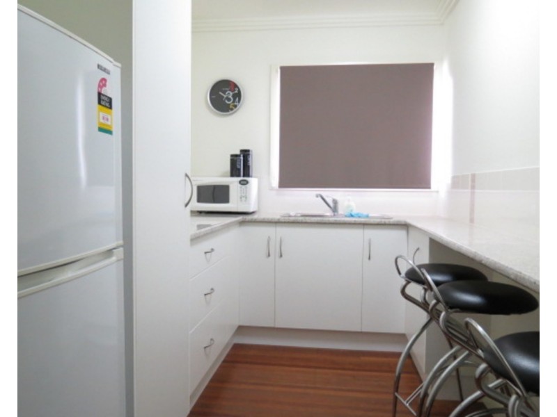 54  Herbert Street, Bowen QLD 4805