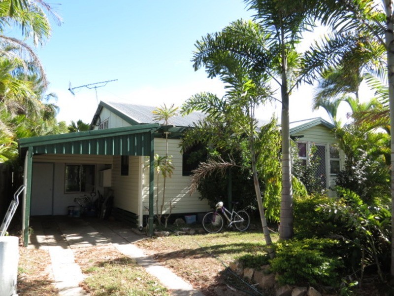 94 Powell Street, Bowen QLD 4805