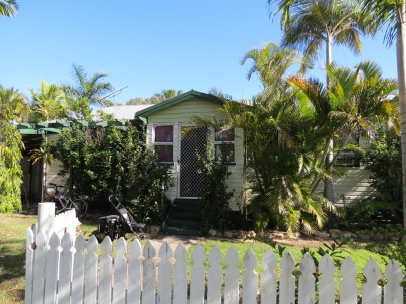 94 Powell Street, Bowen QLD 4805