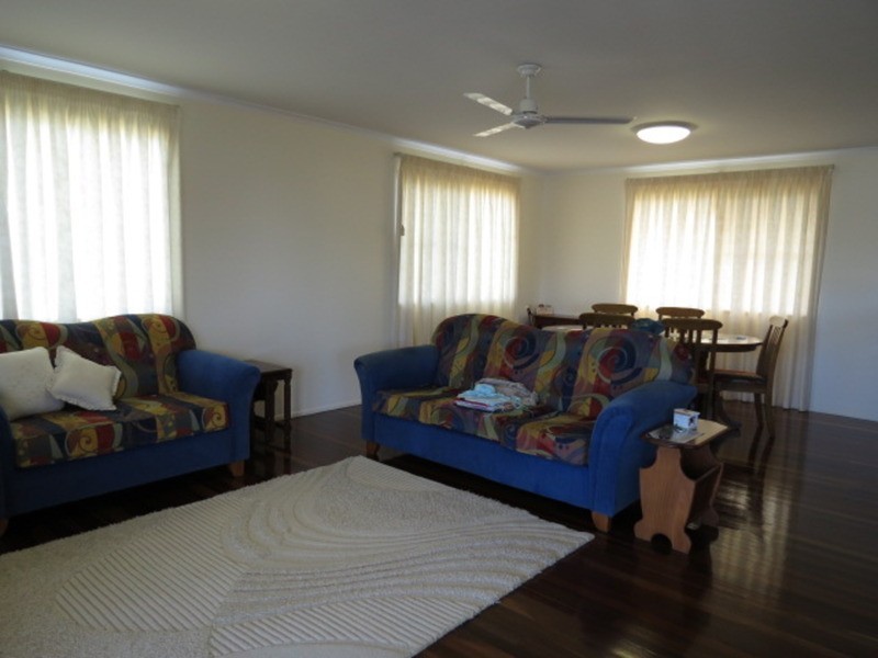 65 Whyte Avenue, Bowen QLD 4805