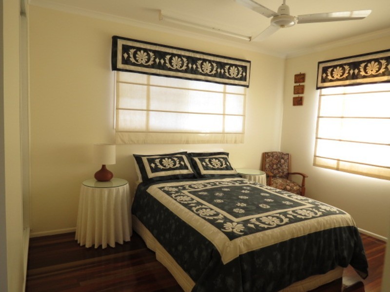 65 Whyte Avenue, Bowen QLD 4805