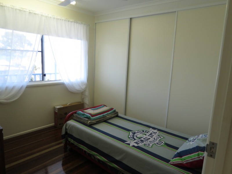 65 Whyte Avenue, Bowen QLD 4805