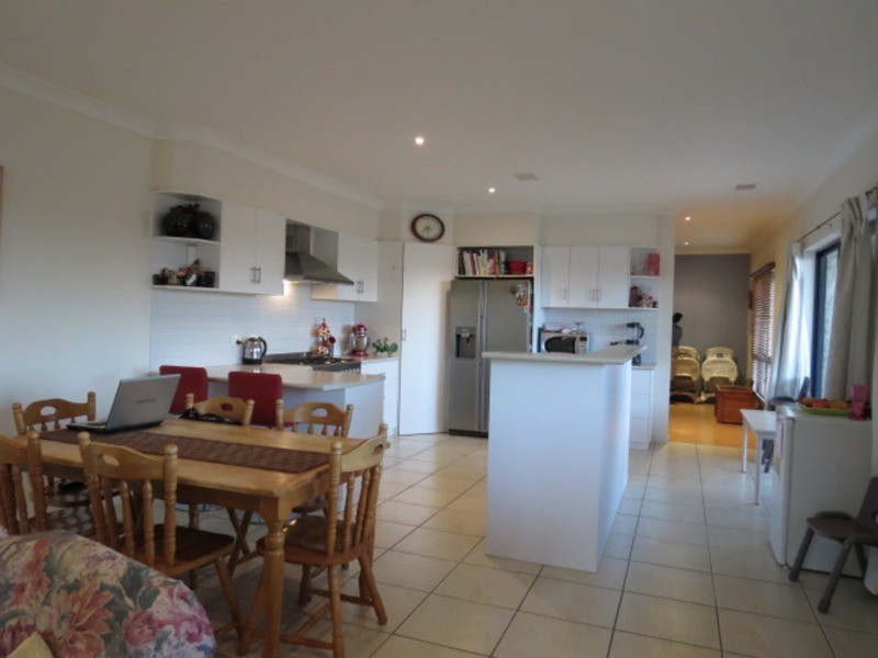 17 Bayview Crescent, Bowen QLD 4805