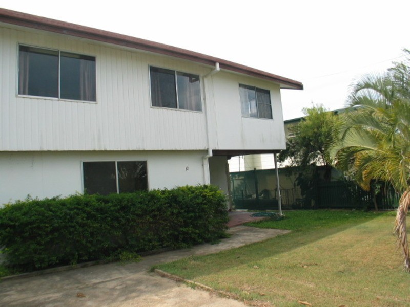 10 Daniel Street, Bowen QLD 4805