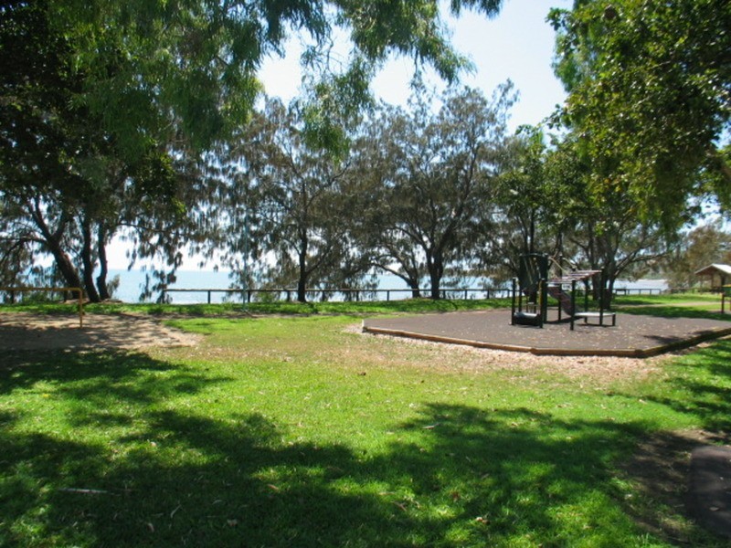 9 Cowrie Street, Bowen QLD 4805
