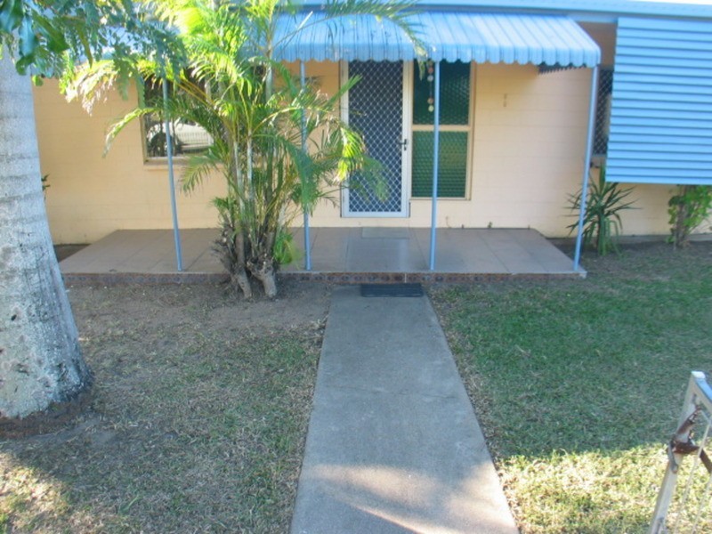 22 Rosshall Street, Bowen QLD 4805