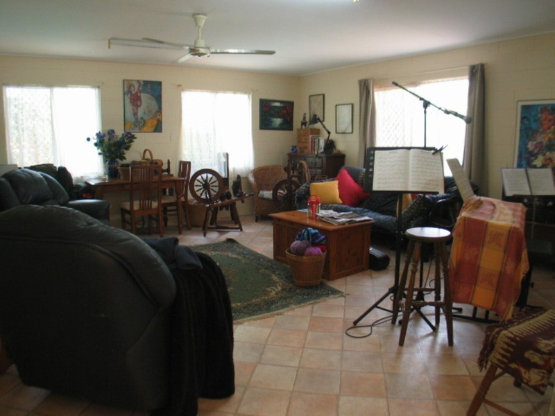 22 Rosshall Street, Bowen QLD 4805