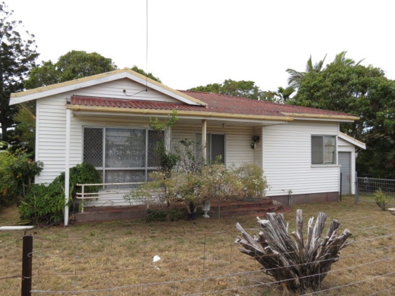 32 Kennedy Street, Bowen QLD 4805