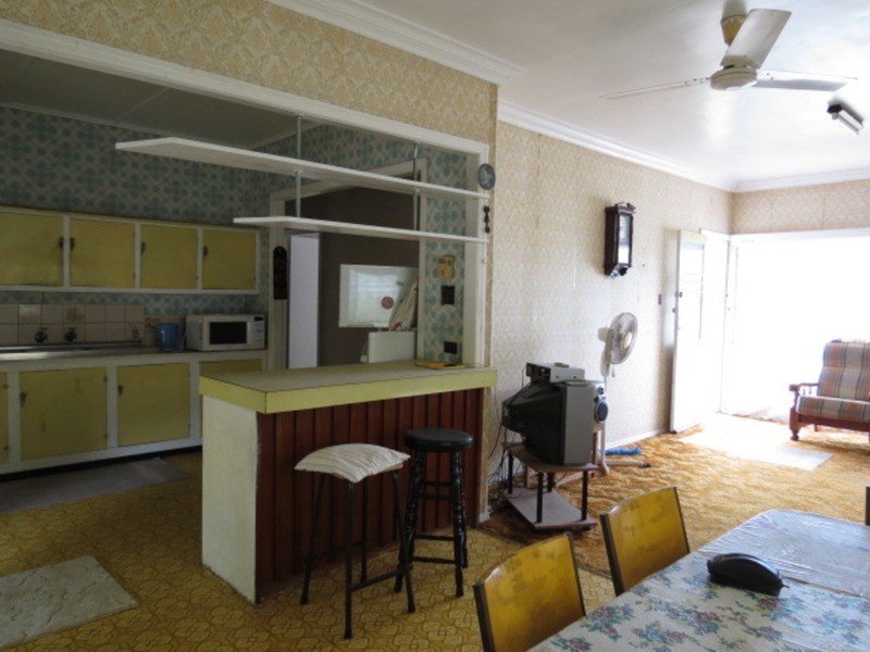 32 Kennedy Street, Bowen QLD 4805
