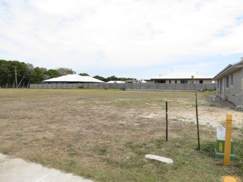 5 Ada Place, Bowen QLD 4805