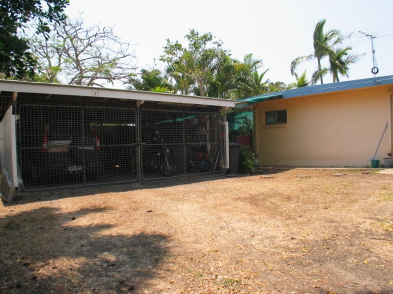 22 Rosshall Street, Bowen QLD 4805