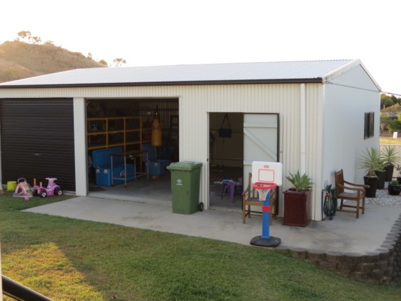 18 Reynolds Street, Bowen QLD 4805