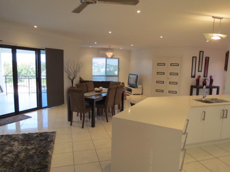 18 Reynolds Street, Bowen QLD 4805