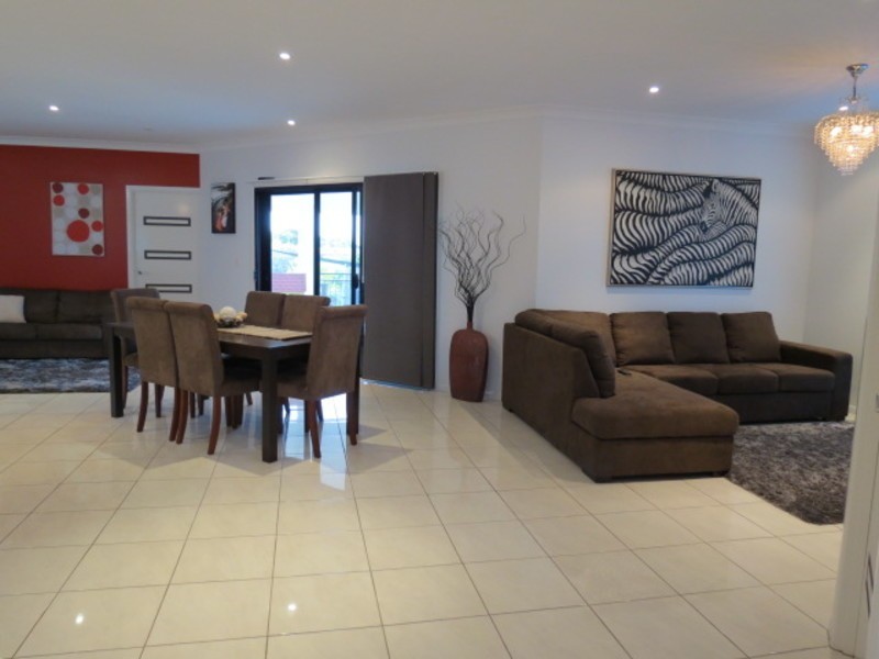 18 Reynolds Street, Bowen QLD 4805