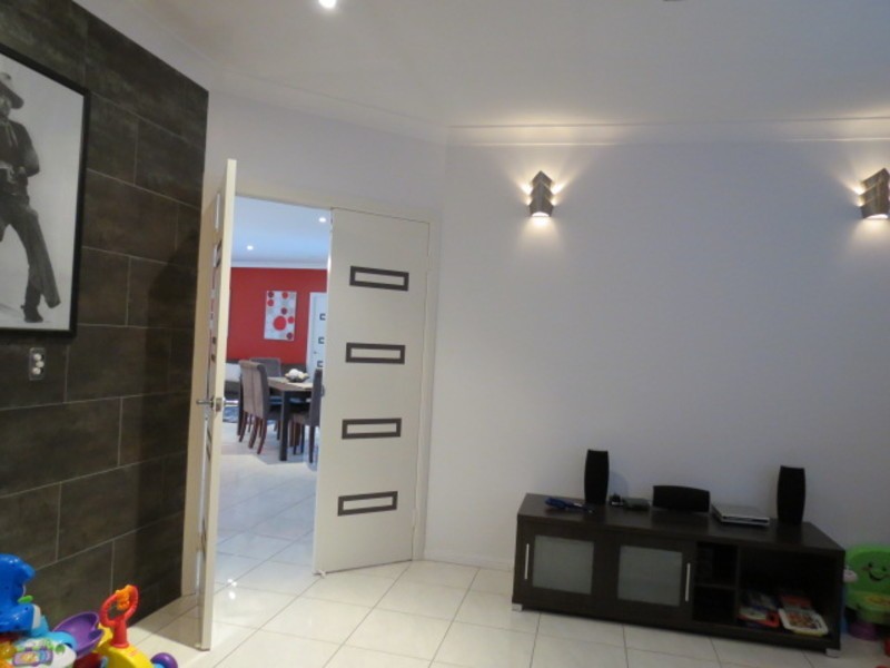 18 Reynolds Street, Bowen QLD 4805