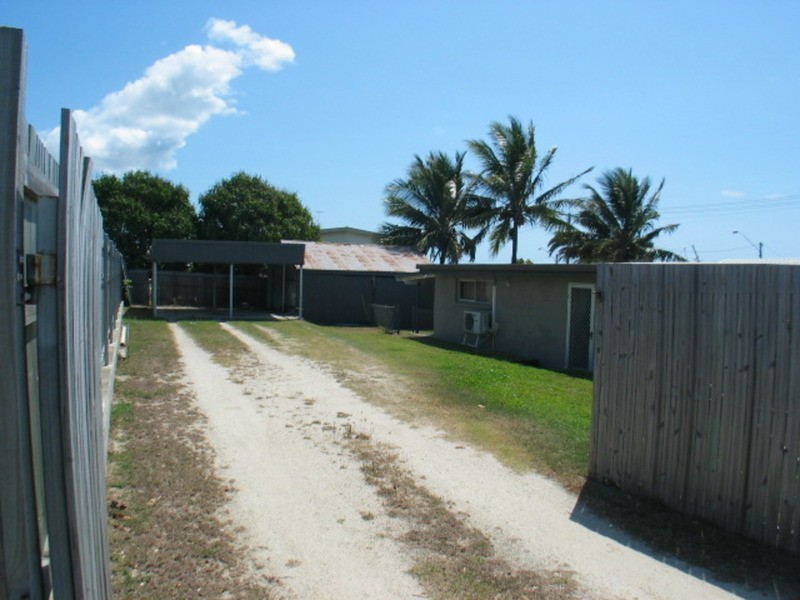 87A Herbert Street, Bowen QLD 4805