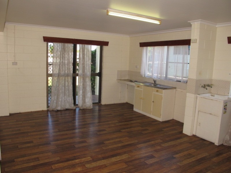 15 Avicennia Street, Bowen QLD 4805