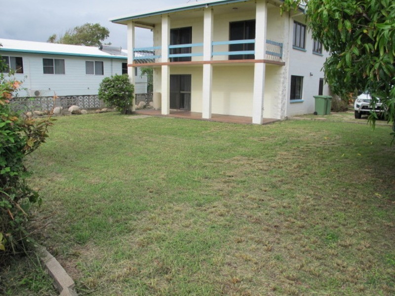 15 Avicennia Street, Bowen QLD 4805