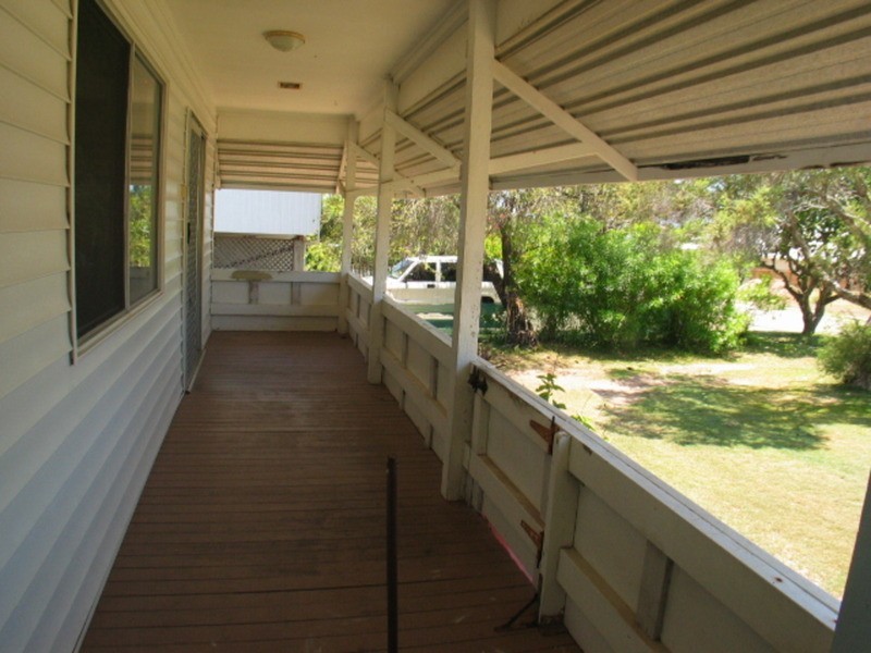 12 Daniel Street, Bowen QLD 4805