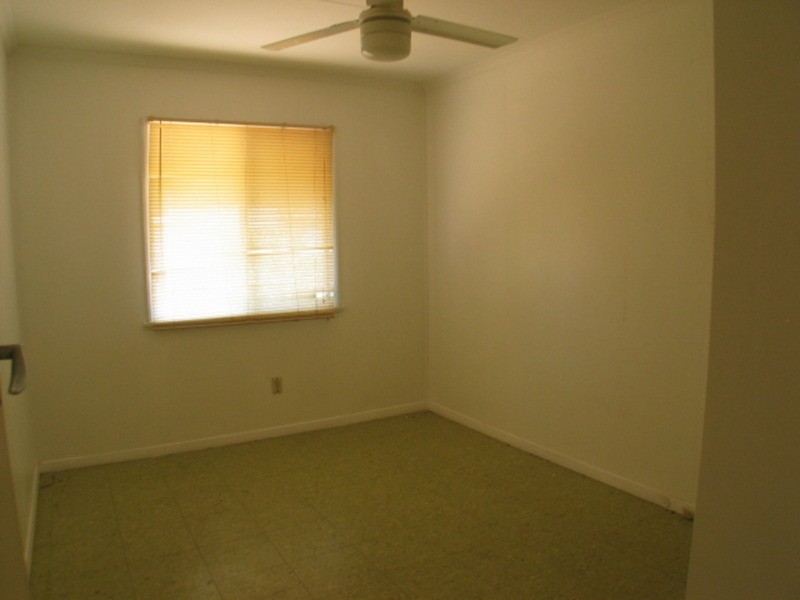 12 Daniel Street, Bowen QLD 4805