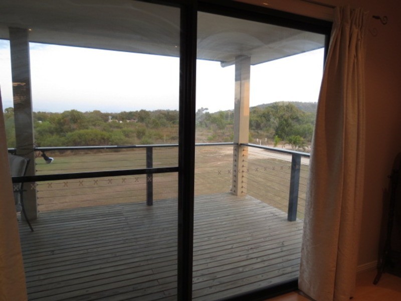 17 Bayview Crescent, Bowen QLD 4805