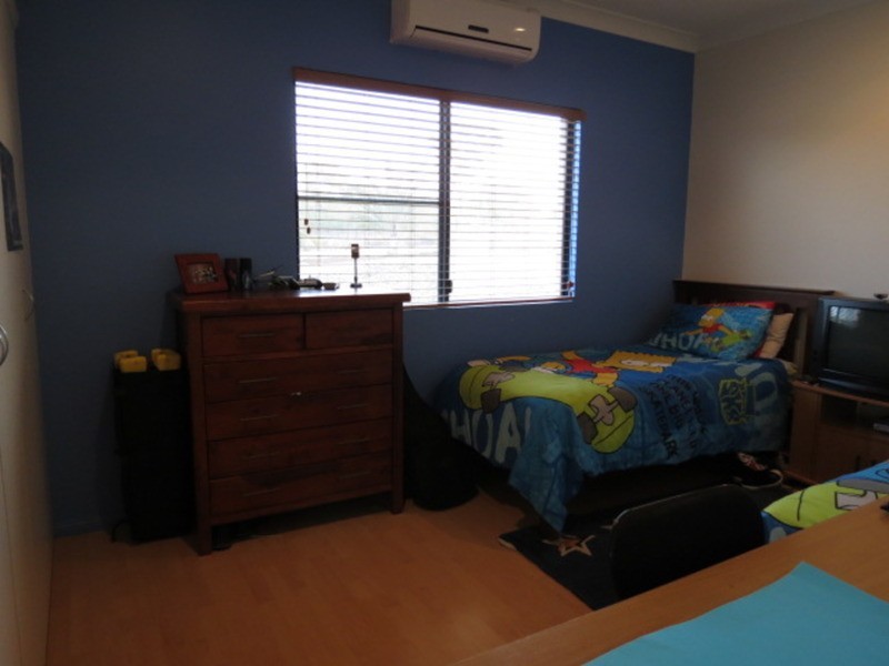 17 Bayview Crescent, Bowen QLD 4805