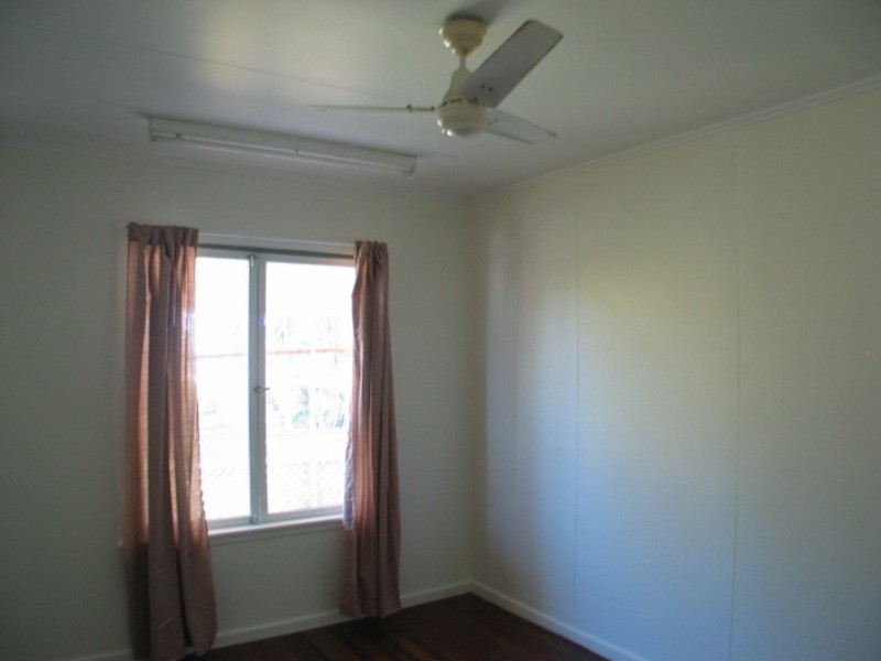 25 Tollington Road, Bowen QLD 4805