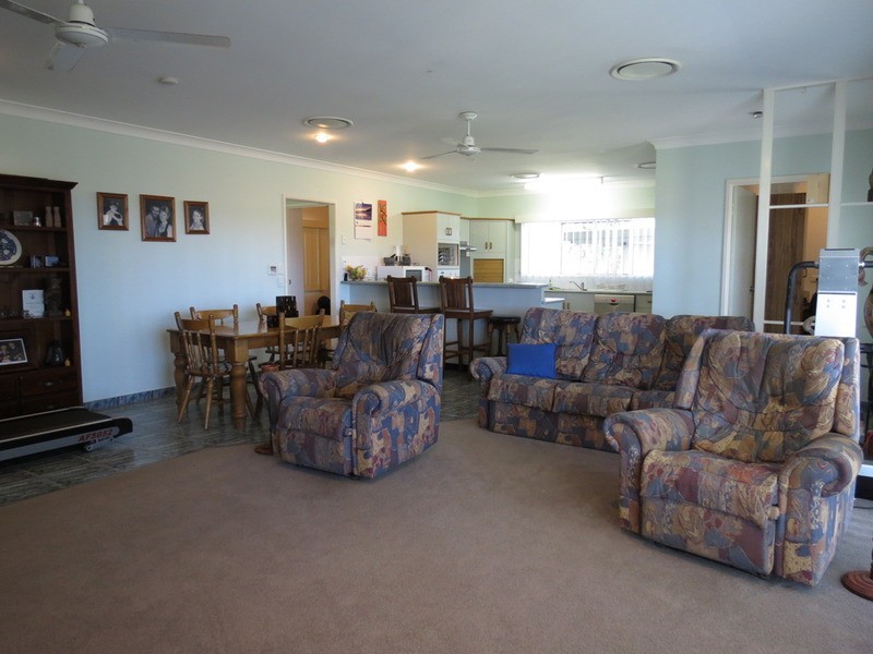 54 Salters  Lane, Bowen QLD 4805