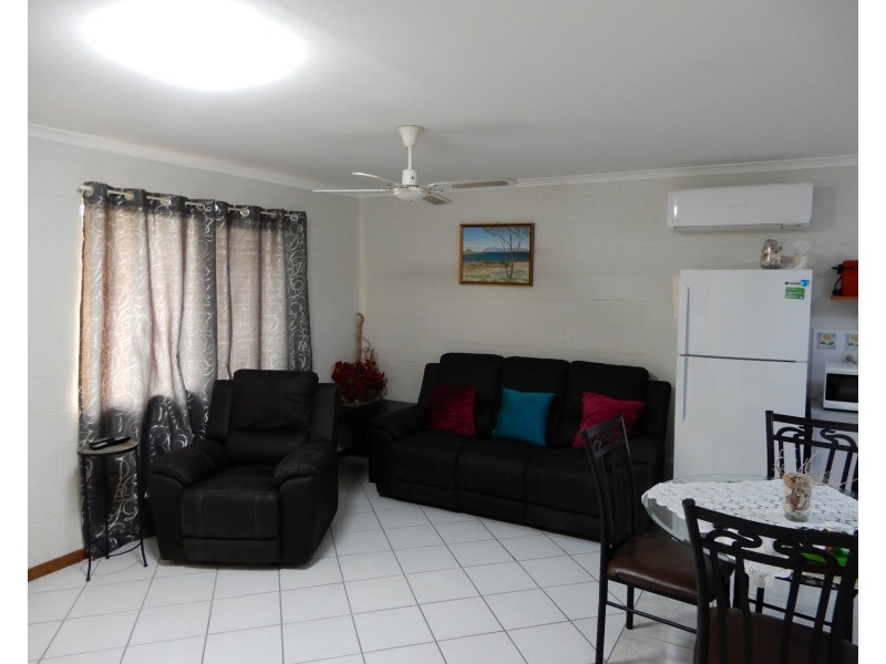 1/43 Crofton Street, Bowen QLD 4805