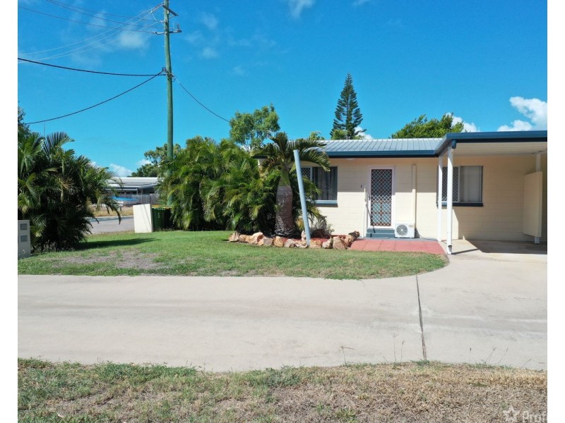 1/43 Crofton Street, Bowen QLD 4805