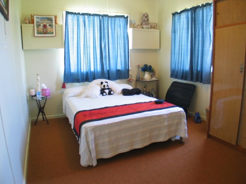 75 Queens Beach Esplanade, Bowen QLD 4805
