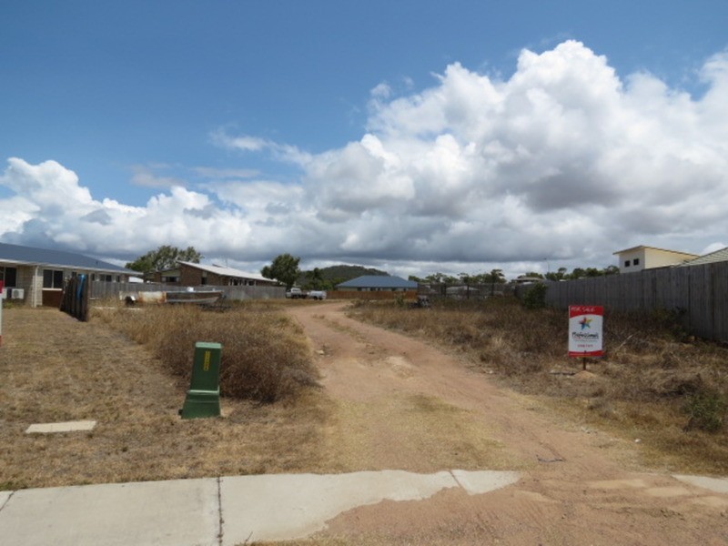 15 Cypress Crescent, Bowen QLD 4805